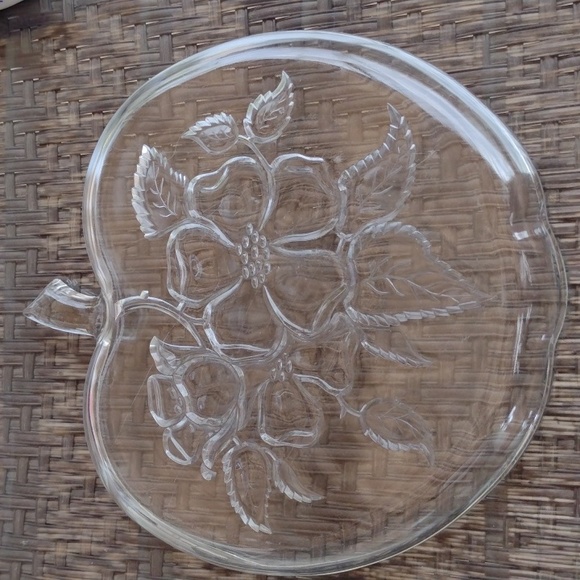 Vintage Hazel Atlas Pressed Glass Apple Blossom Platter Plate - Picture 2 of 2
